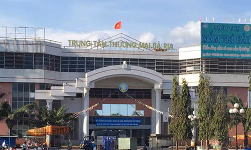 Boc sai pham khien Chu tich TP Ba Ria bi ky luat