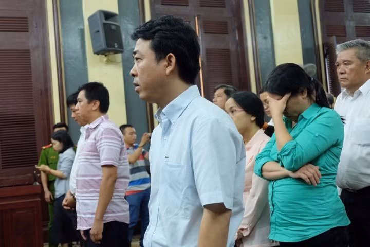 Bo truong Tien: Em chong tham gia Cty VN Pharma 10 thang-Hinh-2