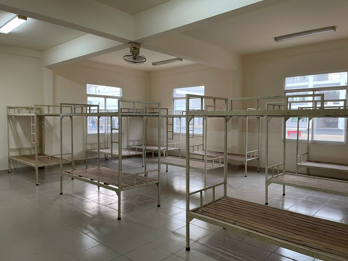 Tháng 8/2020, Tập đoàn Sun Group cũng đã chung tay hỗ trợ giúp Đà Nẵng vượt qua đợt tấn công thứ hai của dịch COVID-19, bằng việc đầu tư và thi công BVDC tại Cung Thể thao Tiên Sơn. Công trình đã đặt dấu ấn ấn tượng về BVDC đầu tiên trên cả nước do một tập đoàn kinh tế tư nhân xây dựng thần tốc chỉ trong vòng 3,5 ngày.