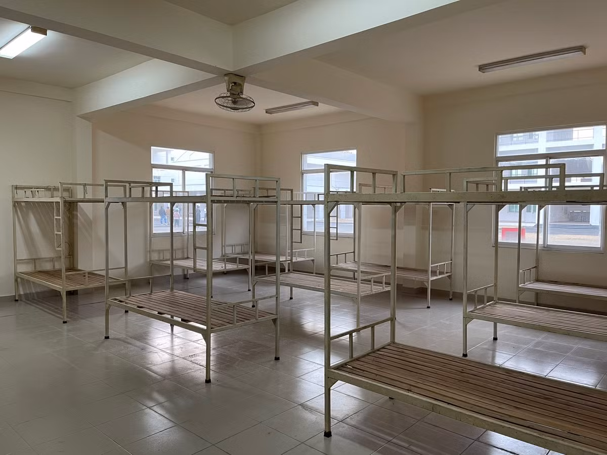 Tháng 8/2020, Tập đoàn Sun Group cũng đã chung tay hỗ trợ giúp Đà Nẵng vượt qua đợt tấn công thứ hai của dịch COVID-19, bằng việc đầu tư và thi công BVDC tại Cung Thể thao Tiên Sơn. Công trình đã đặt dấu ấn ấn tượng về BVDC đầu tiên trên cả nước do một tập đoàn kinh tế tư nhân xây dựng thần tốc chỉ trong vòng 3,5 ngày.