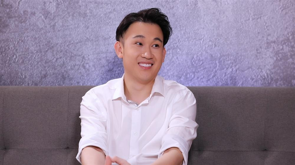 Hoan canh chao doi trai nguoc cua Hoai Linh - Duong Trieu Vu-Hinh-3