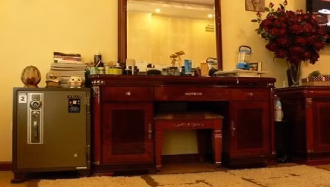 Nguoi giau khong bao gio tiet lo: Dat ket sat sao... tien bac chay vao nha khong ngung?-Hinh-2