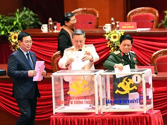 So dai bieu Cong an, Quan doi trung cu Uy vien Trung uong Dang khoa XIII