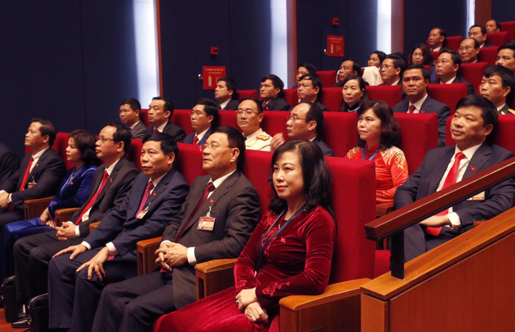 Đại hội lần thứ XIII của Đảng có nhiệm vụ tổng kết việc thực hiện Nghị quyết Đại hội lần thứ XII gắn với việc đánh giá 35 năm tiến hành công cuộc đổi mới, 30 năm thực hiện Cương lĩnh năm 1991, 10 năm thực hiện Cương lĩnh (bổ sung, phát triển năm 2011), Chiến lược phát triển kinh tế - xã hội 10 năm 2011 - 2020, Đề ra phương hướng, nhiệm vụ phát triển kinh tế - xã hội 5 năm 2021 - 2025 (kỷ niệm 50 năm giải phóng hoàn toàn miền Nam, thống nhất đất nước), xác định mục tiêu, phương hướng đến năm 2030 (kỷ niệm 100 năm thành lập Đảng) và tầm nhìn phát triển đất nước đến năm 2045 (kỷ niệm 100 năm thành lập nước Việt Nam Dân chủ công hoà, nay là nước Cộng hoà xã hội chủ nghĩa Việt Nam). Đây sẽ là những dấu mốc quan trọng trong quá trình phát triển của Đảng ta, dân tộc ta, đất nước ta, có ý nghĩa định hướng và tầm nhìn chiến lược phát triển đất nước trong thời kỳ mới.