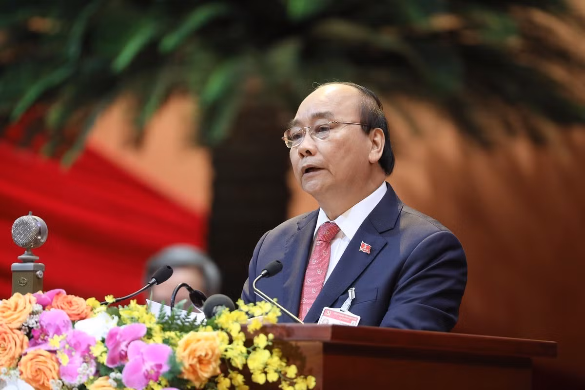 Ủy viên Bộ Chính trị, Thủ tướng Chính phủ Nguyễn Xuân Phúc thay mặt Đoàn Chủ tịch đọc Diễn văn khai mạc Đại hội. Ảnh: TTXVN
