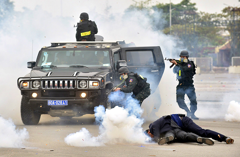 Dai hoi XIII cua Dang: Toan tam, toan luc bao ve tuyet doi an ninh, an toan-Hinh-4