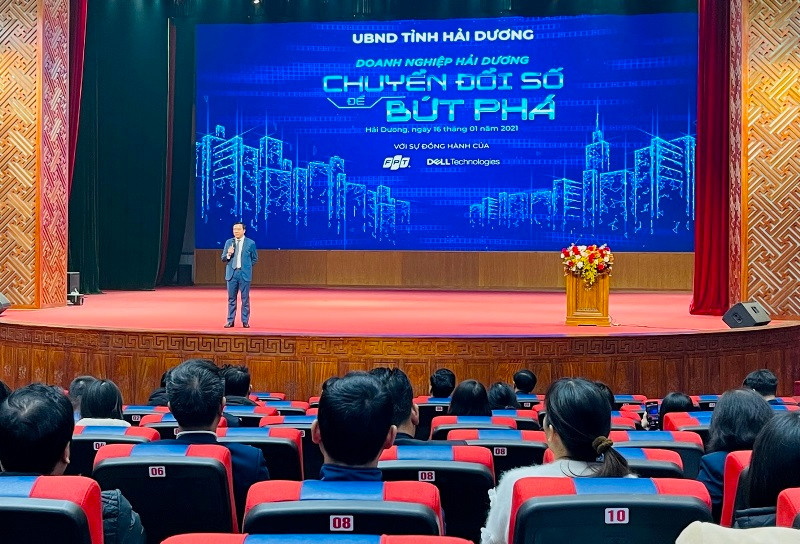 Bi thu Hai Duong cong khai so dien thoai, hua xu can bo nhung nhieu