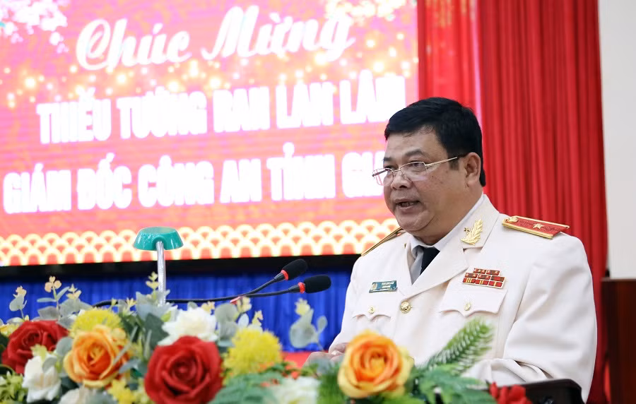 Giam doc Cong an tinh Gia Lai duoc thang bac ham len Thieu tuong