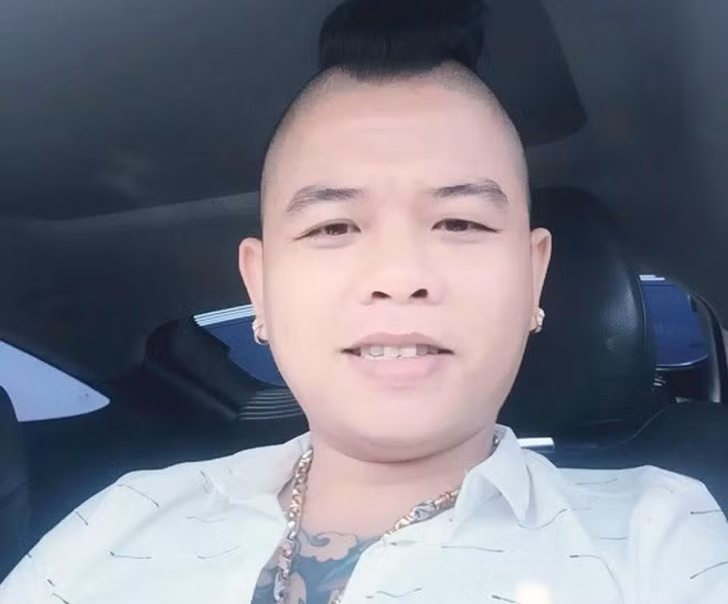 No sung ban vao xe Duong Minh Tuyen: “Thanh chui” khong o tren xe!