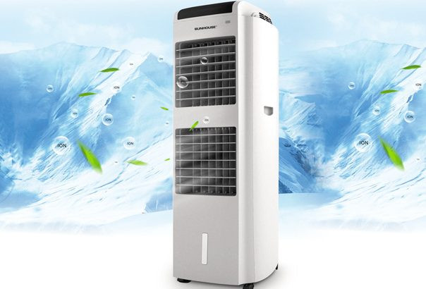 Tuy nhiên, bên cạnh những ưu điểm, quạt điều hòa cũng có nhiều nhược điểm. Đặc biệt việc dùng từ điều hòa khiến nhiều người lầm lẫn giữa "quạt điều hòa" với điều hòa thực thụ. 