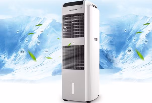 Tuy nhiên, bên cạnh những ưu điểm, quạt điều hòa cũng có nhiều nhược điểm. Đặc biệt việc dùng từ điều hòa khiến nhiều người lầm lẫn giữa "quạt điều hòa" với điều hòa thực thụ. 