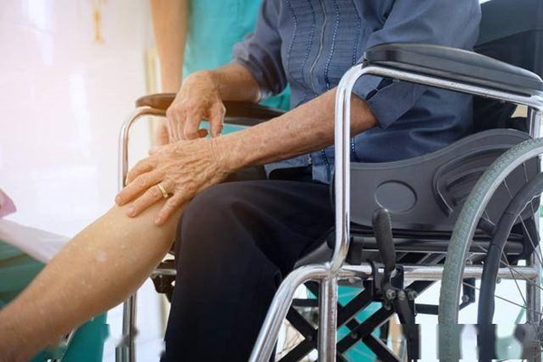 Cu ong tu lam sach mach mau bang cach nay, bac si phai khen