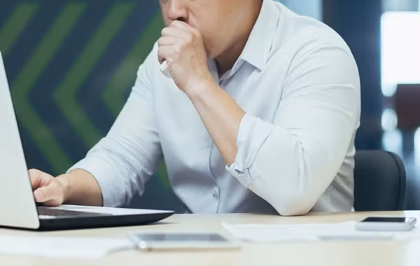 Ho dai dang tuong benh phoi, nao ngo ung thu gan