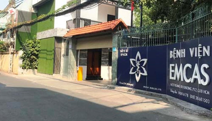 Tử vong khi nâng ngực tại EMCAS: 5 giờ sau phẫu thuật, nạn nhân bị sùi bọt mép Tu vong khi nang nguc tai EMCAS: 5 gio sau phau thuat, nan nhan bi sui bot mep