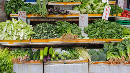 Rà soát các mối quan hệ nạn nhân, cơ quan điều tra phát hiện anh H. có quan hệ tình ái với chị Nguyễn Thị P. (SN 1980, trú ở phường Châu Khê, TP Từ Sơn), là người bán rau ở chợ Tháp, có phòng cho thuê trọ ở phường Châu Khê. Khi cơ quan công an mời lên làm việc, ban đầu chị P. phủ nhận, cho rằng chỉ biết anh H. là người hay mua rau của mình. Khi các điều tra viên đưa ra chứng cứ về việc anh H. và P. thường xuyên qua lại với nhau, chị P. mới khai nhận có quan hệ tình cảm với anh H. từ tháng 6/2022. (Ảnh minh hoạ) 