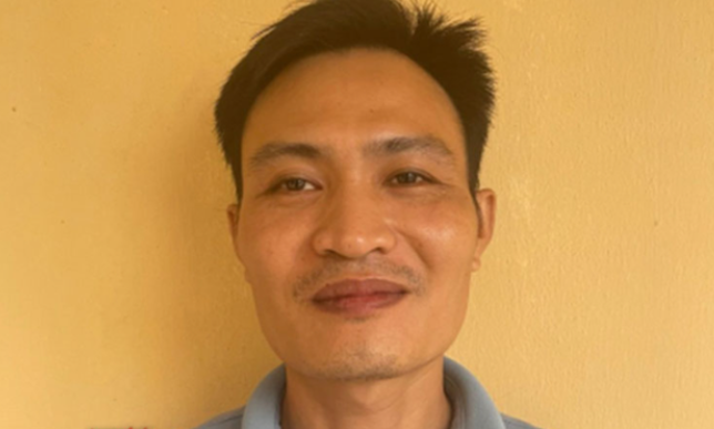 Đồng thời, chị P. cũng thú nhận có quan hệ với Phạm Văn Minh (SN 1983, trú ở xã Cẩm Long, huyện Cẩm Thủy, tỉnh Thanh Hóa) từ năm 2021. Trước khi xảy ra án mạng, Minh thấy chị P. đi với anh H. Sau đó, Minh đã ghen tuông, dọa sẽ cho biết tay. Từ lời khai của chị P., ngay lập tức, các điều tra viên đã vào ngay quê của Minh, phối hợp với Công an huyện Cẩm Thủy (Thanh Hóa) bắt giữ đối tượng, trong đêm di lý về Bắc Ninh để điều tra, xử lý theo quy định. 