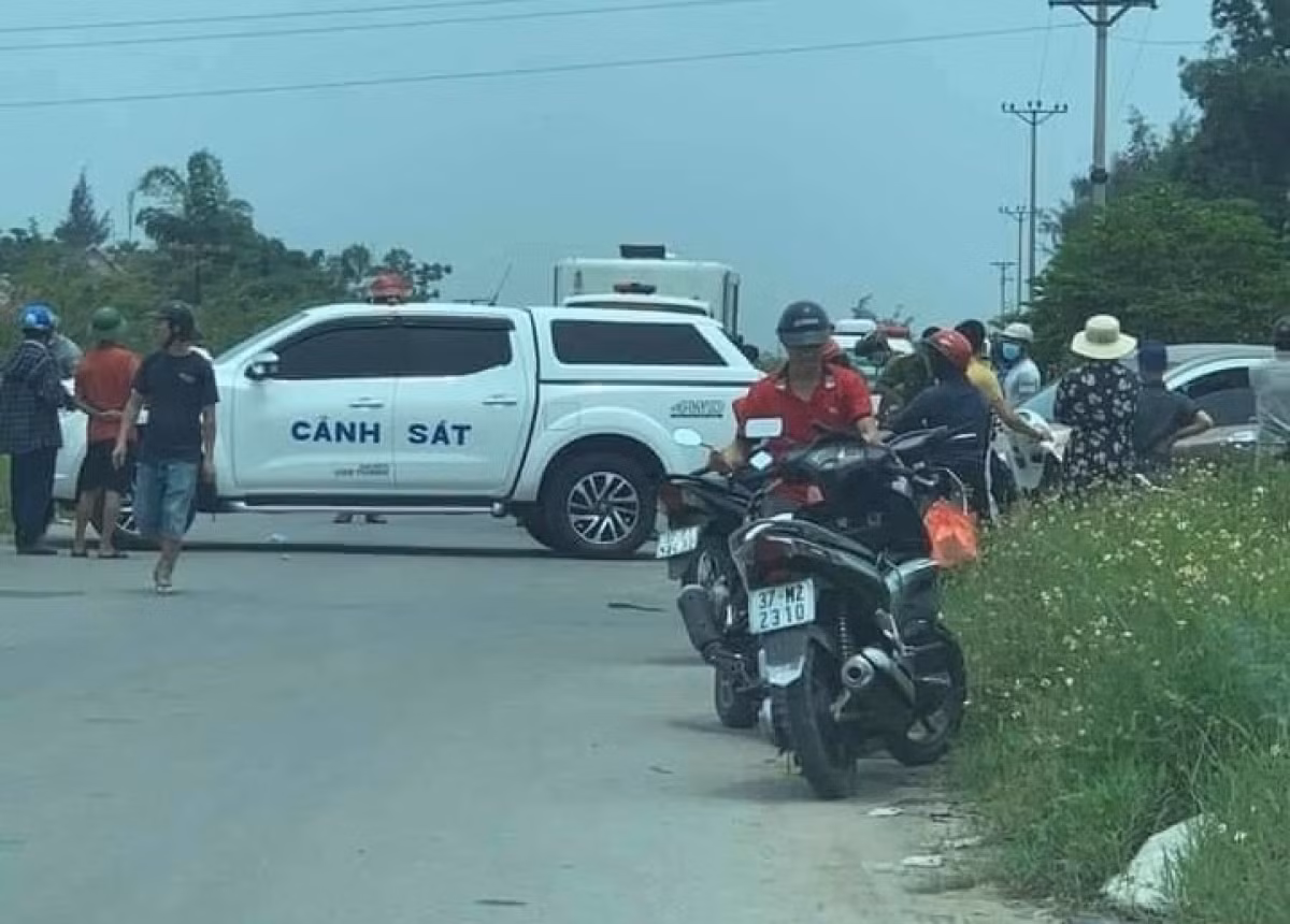 Nạn nhân là anh Trần Văn H. (SN 1976, ở Hiệp Hòa, Bắc Giang), công tác tại một công ty chuyên đúc thép tại Từ Sơn. Gia đình ở Hiệp Hòa, nên anh H. ở trọ tại Từ Sơn cùng với 7 người khác, trong đó có con trai mình. Hôm trước, tổ của anh H. làm việc từ 22h đến 4h30 hôm sau, nên thời điểm phát hiện ra vụ việc cũng khớp với thời gian anh H. từ nơi làm về qua chợ Tháp mua đồ ăn rồi về nhà trọ... (Ảnh minh hoạ, nguồn ảnh VOV)