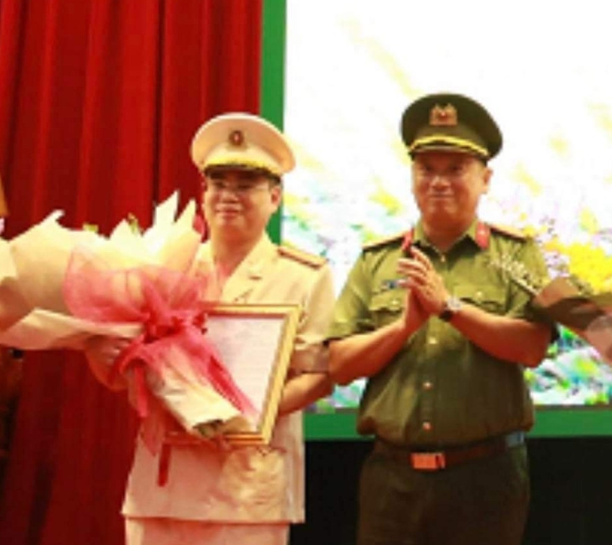 Trung tá Trần Văn Quang - Phó trưởng phòng Tham mưu CA TP Hà Nội được điều động bổ nhiệm giữ chức Trưởng phòng Tổ chức cán bộ.