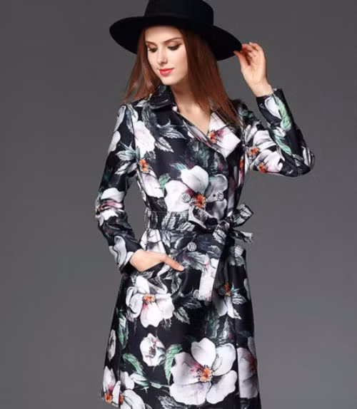 Họa tiết mềm mại cùng sắc trầm là cứu cánh tuyệt vời cho nàng vai thô.