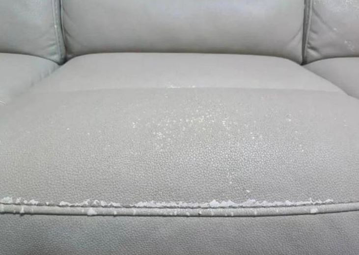 4 sai lam nen tranh khi sam noi that phong khach-Hinh-4