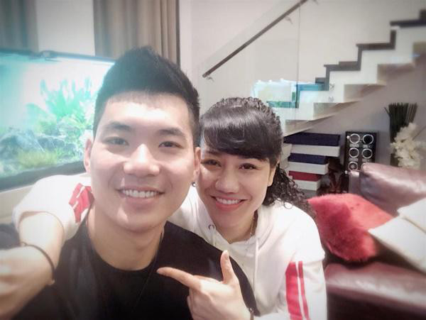 Hôn nhân hạnh phúc của Trương Nam Thành bên vợ đại gia hơn tuổi Hon nhan hanh phuc cua Truong Nam Thanh ben vo dai gia hon tuoi