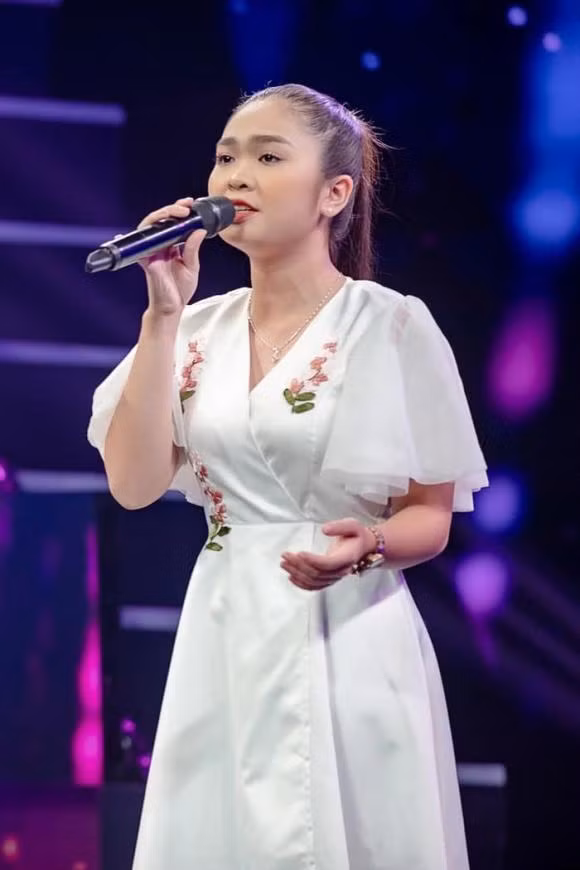 Thien Nhan bat ngo thong bao quay lai duong dua am nhac