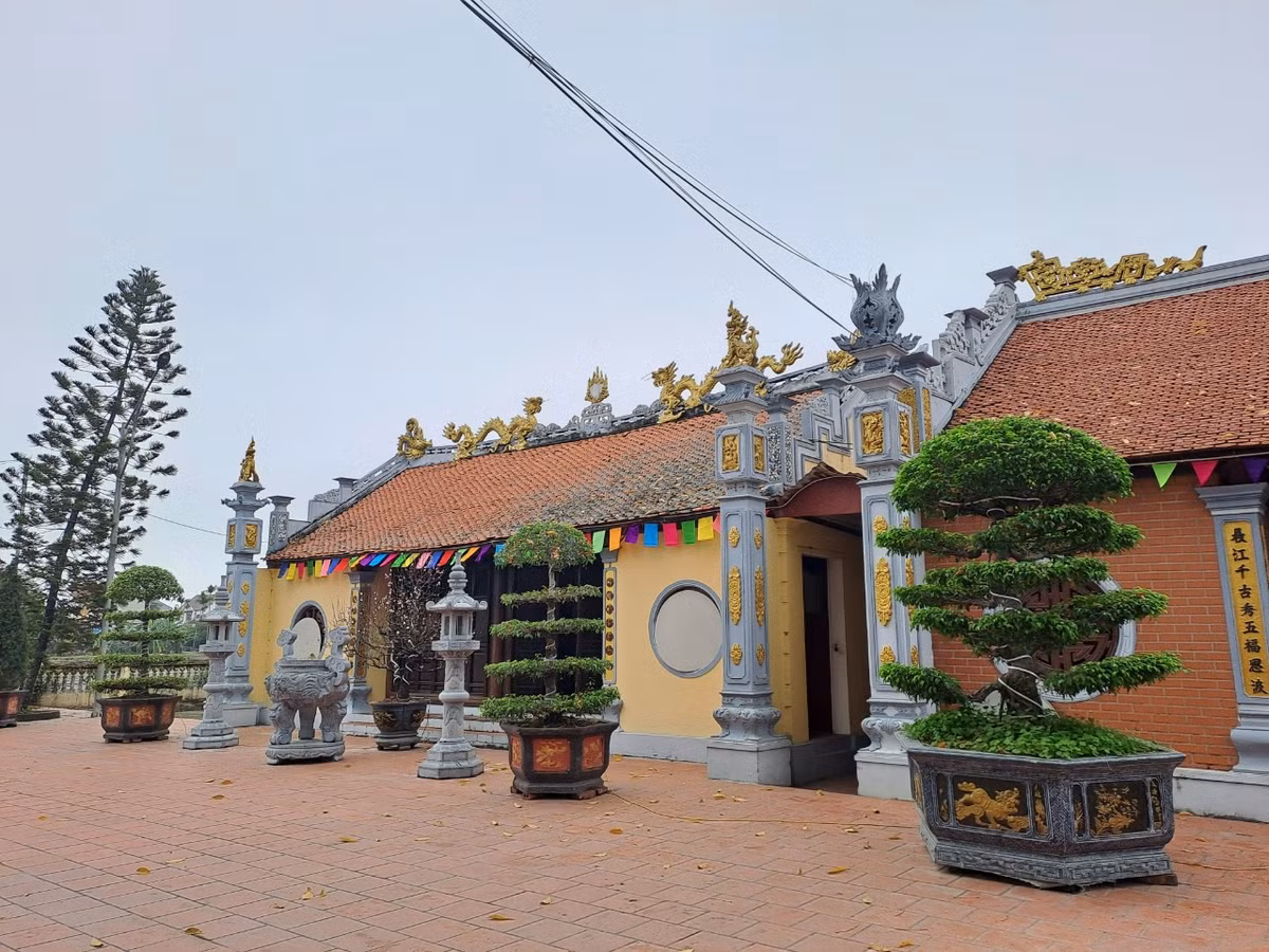 Để điều hành công việc hằng ngày, công chúa nghĩ ra cách dùng tiếng mõ. Nếu trong ngày, hễ nghe tiếng mõ ở chùa thì về ăn cơm, tiếng mõ ở quán thì có công việc... mọi người cứ theo tiếng mõ mà làm.