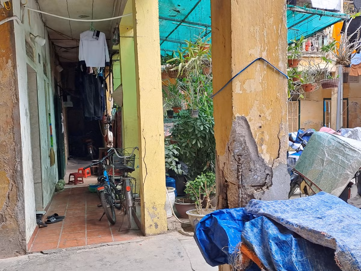 Hai Phong: Mat an mat ngu song trong khu tap the xuong cap nghiem trong-Hinh-10