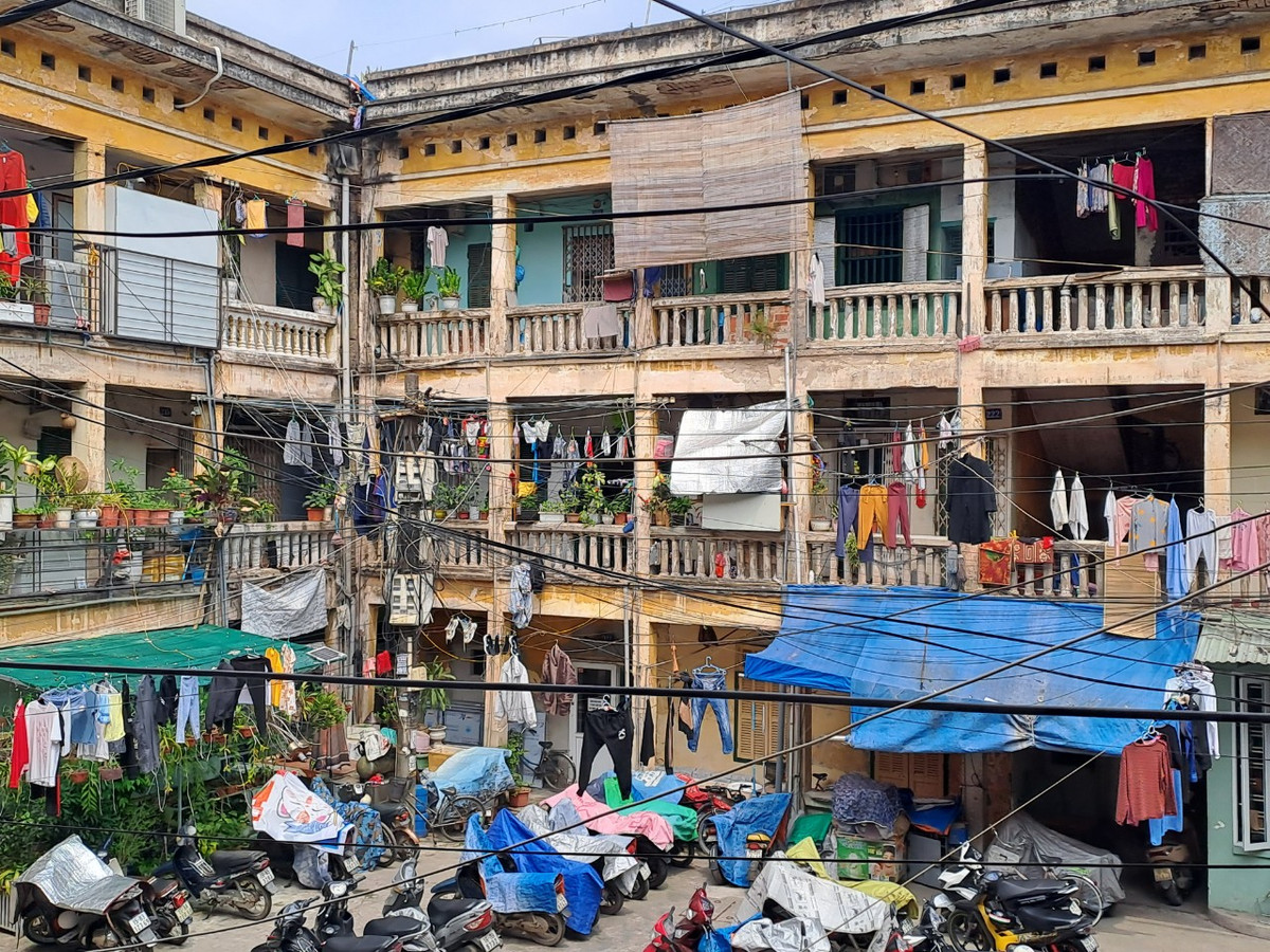 Hai Phong: Mat an mat ngu song trong khu tap the xuong cap nghiem trong-Hinh-2