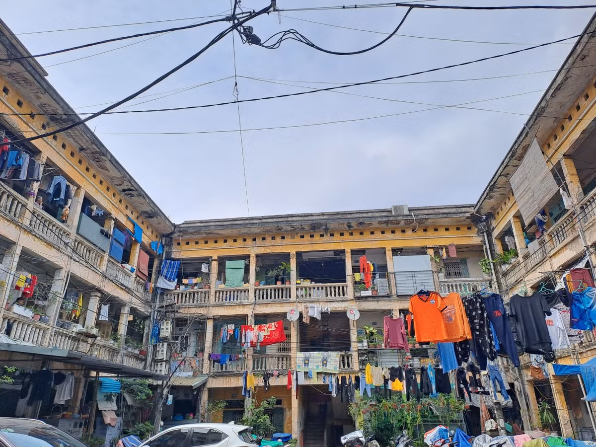 Hai Phong: Mat an mat ngu song trong khu tap the xuong cap nghiem trong