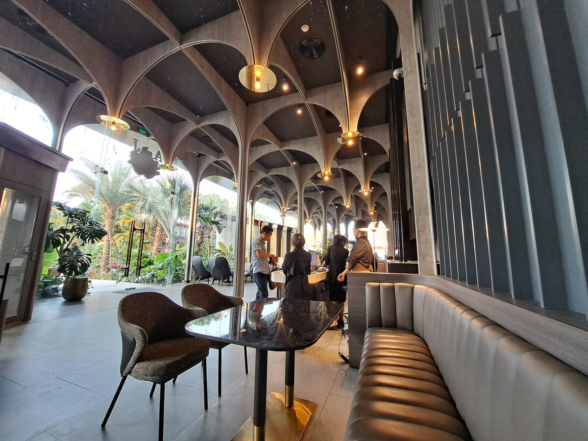 Giữa tháng 1/2023, liên ngành TM&amp;MT và quận Lê Chân đã tổ chức kiểm tra khu đất này, toàn bộ nhà điều hành, nhà kho, xưởng sản xuất trên khu đất đã được Công ty Hồng Phát cải tạo thành các công trình phục vụ cho hoạt động kinh doanh làm trung tâm tiệc cưới.