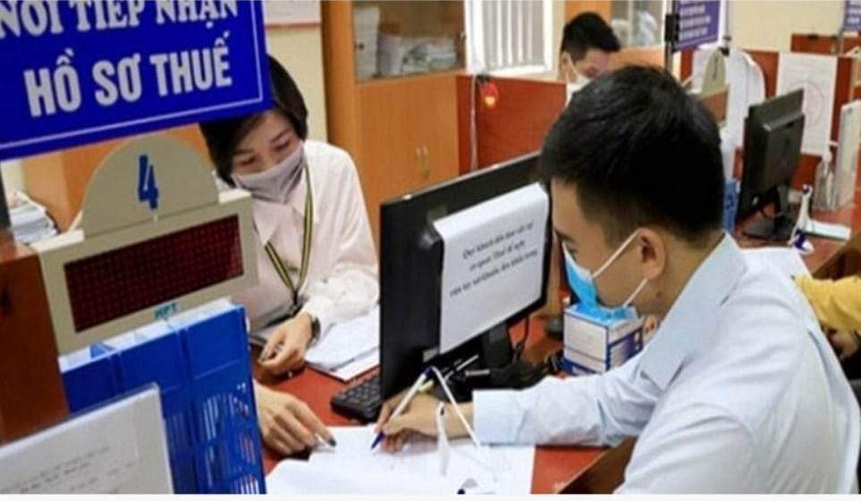 De xuat tiep tuc gia han nop thue, tien thue dat