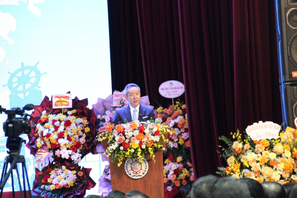 Trường ĐH Hàng hải Việt Nam vinh dự nhận Cờ thi đua của Chính phủ - Hình 6 Truong DH Hang hai Viet Nam vinh du nhan Co thi dua cua Chinh phu-Hinh-6