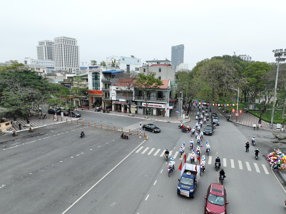 Hai Phong phat nguoi vi pham giao thong tu 1/5