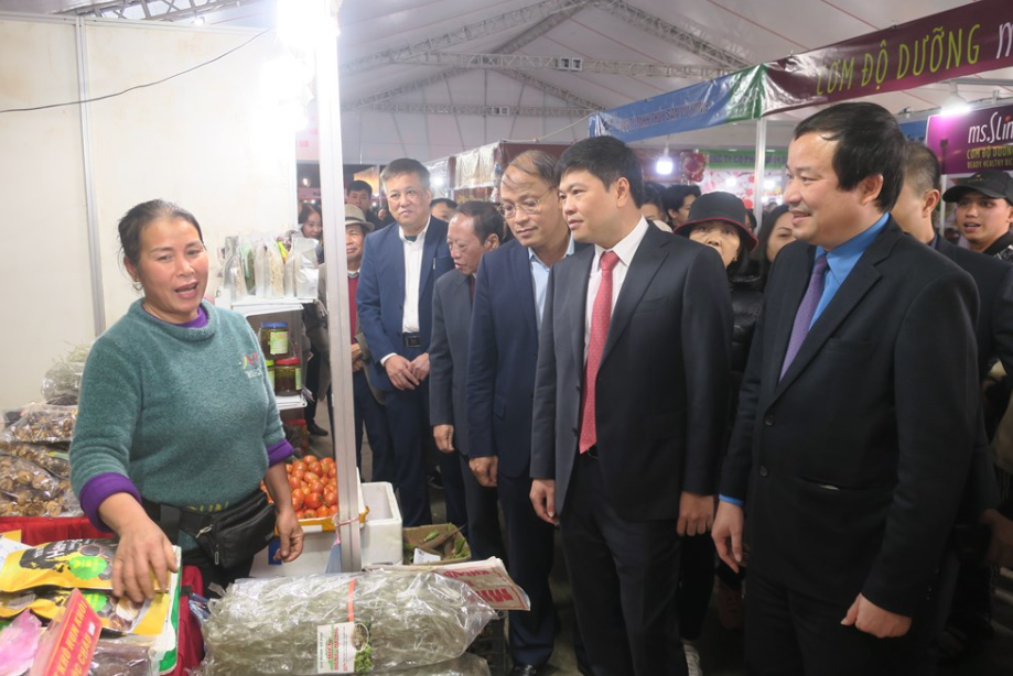 Am tinh cho Tet cong doan thanh pho Hai Phong nam 2023