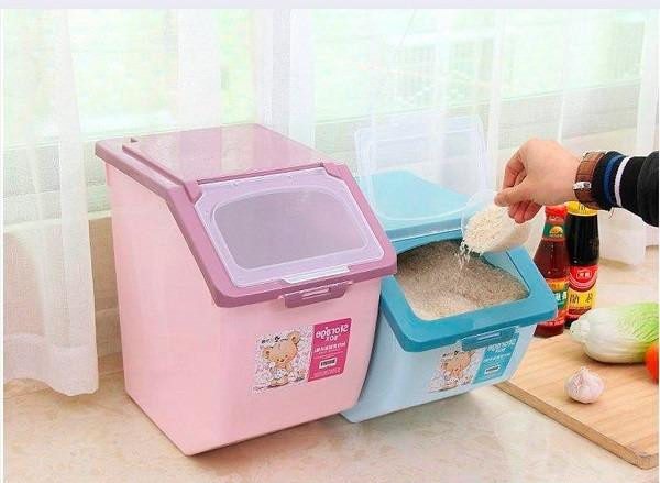 Trong nha 3 thu khong de trong, con chau hung vuong