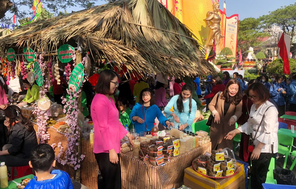 Trong ba ngày 26, 27, 28/2/2023 (tức ngày 7, 8, 9 tháng 2 năm Quý Mão), phần lễ và phần hội được chuẩn bị chu đáo, trang nghiêm; tại các điểm Khu di tích Đền Nghè, Đình An Biên, Quảng trường Tượng đài, Trung tâm triển lãm thành phố diễn ra nhiều hoạt động hưởng ứng lễ hội, thu hút đông đảo nhân dân trong và ngoài thành phố đến thăm quan, chiêm bái.