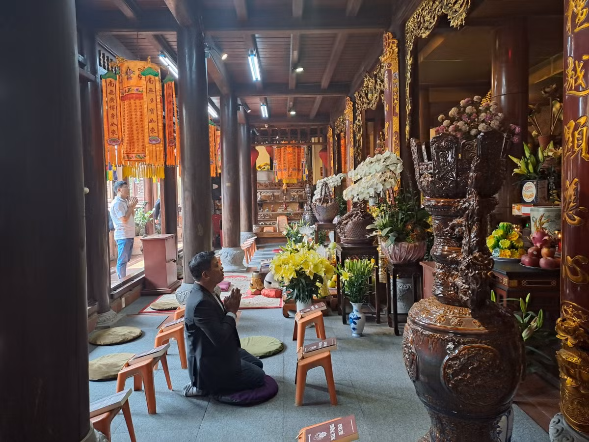 Với những nét kiến trúc độc đáo và giá trị lịch văn hóa, lịch sử vô cùng quý giá, Chùa Hang đã trở thành một trong những điểm đến tâm linh, du lịch lý tưởng của người dân Hải Phòng cũng như du khách cả nước.