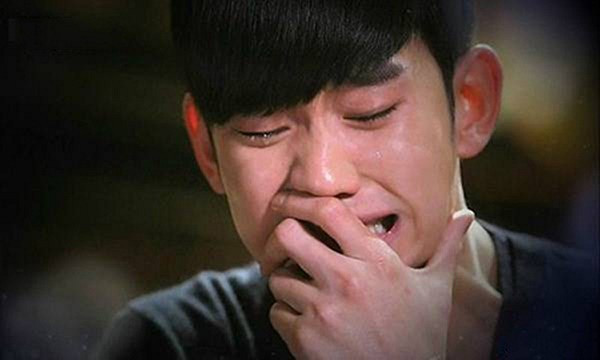 20 cuoc goi nho va tin nhan cuoi cung cua vo khien chong hoa dien