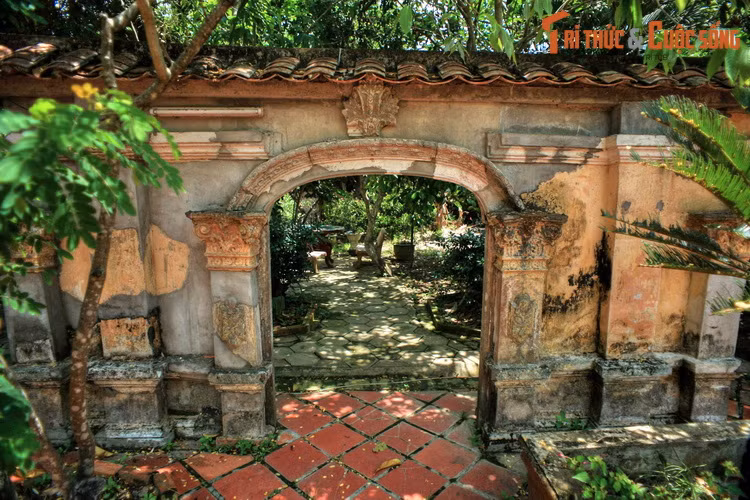 Không chỉ là điểm thăm quan thông thường, nhà cổ ông Kiệt còn là điểm du lịch homestay, cho phép du khách nghỉ ngơi, trải nghiệm thực tế cuộc sống sinh hoạt của một gia đình giàu có ở Nam Bộ hai thế kỷ trước...