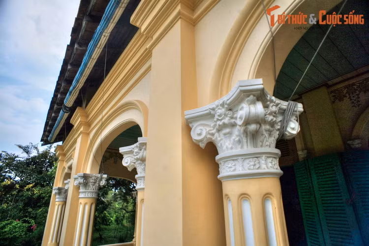 Hiện nay, nhà cổ Ba Đức là điểm đến nổi tiếng của làng cổ Đông Hòa Hiệp cũng như toàn tỉnh Tiền Giang. Không chỉ là điểm tham quan, nơi đây còn cung cấp dịch vụ nhà hàng và lưu trú cho du khách phương xa.