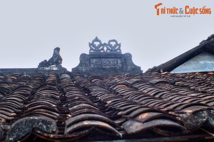 Tọa lạc tại số 411, tổ 21, khu 1B, thị trấn Cái Bè (huyện Cái Bè, tỉnh Tiền Giang) nhà cổ của ông Võ Văn Võ được xây dựng từ năm 1929 đến năm 1931, là một trong những công trình tiêu biểu cho kiến trúc nhà cổ Nam Bộ đầu thế kỷ 20.