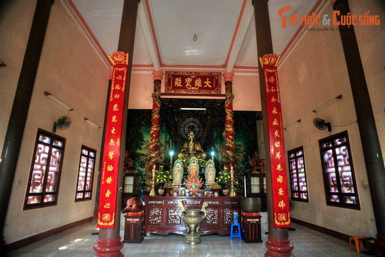 Trải qua thời gian và chiến tranh, ngôi chùa Ông Núi bị phá hủy hoàn toàn, chỉ còn lại cổng tam quan ở mặt Đông và một bửu tháp. Năm 2004, chùa được tái dựng khang trang trên vị trí nền chùa xưa.