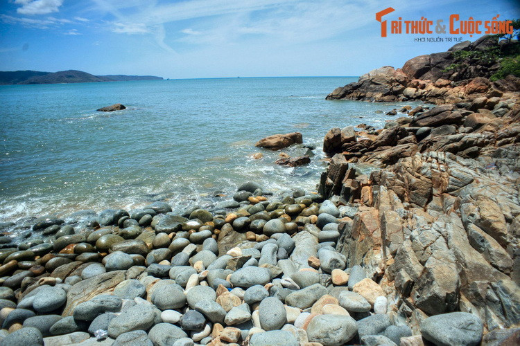 Cảnh quan độc đáo ở bãi đá Trứng, khu du lịch Ghềnh Ráng, thành phố Quy Nhơn.