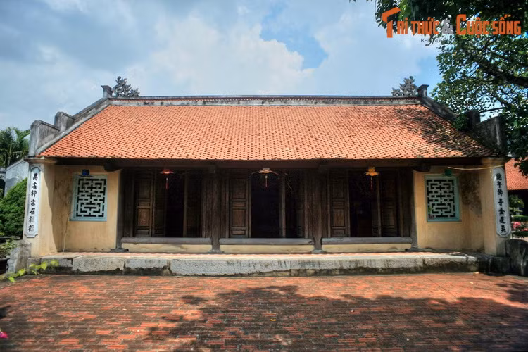 2. Nằm ở làng cổ Yên Thành, xã Trường Yên, huyện Hoa Lư, chùa Nhất Trụ là ngôi chùa có tầm quan trọng đặc biệt trong các công trình thuộc quần thể di tích Cố đô Hoa Lư.