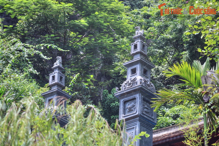 Khi đã thống nhất giang sơn, vào ngày 10/3/968, Đinh Bộ Lĩnh đã cho lập đàn tế trời đất, bố cáo thiên hạ xưng tôn hiệu “Đại Thắng Minh Hoàng đế”, đặt tên nước là Đại Cồ Việt, lấy niên hiệu là “Thái Bình”.