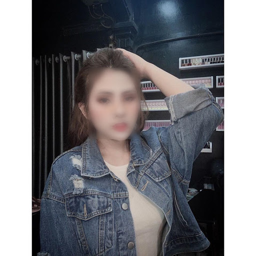 Sau khi đã chốt giá, Long nhắn thông tin thời gian, địa chỉ để Tuấn và Q. điều gái mại dâm tới phục vụ.