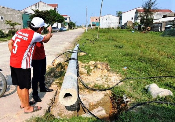 Nha thau nhan loi vu do cot dien lam 1 nguoi tu vong?