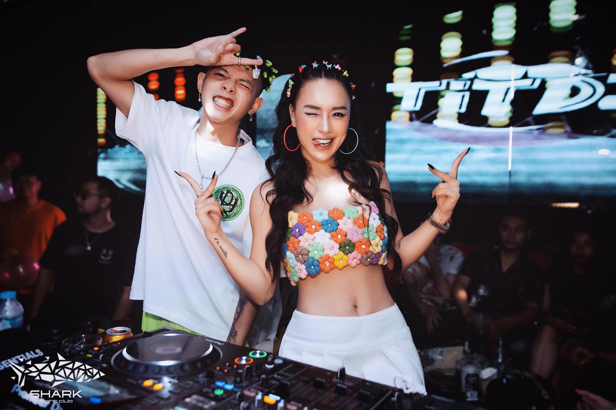 Hiện tại, bên cạnh việc chăm sóc gia đình, DJ Tít vẫn hoạt động nghệ thuật năng suất khi chạy show liên tục tại các tỉnh miền Bắc.