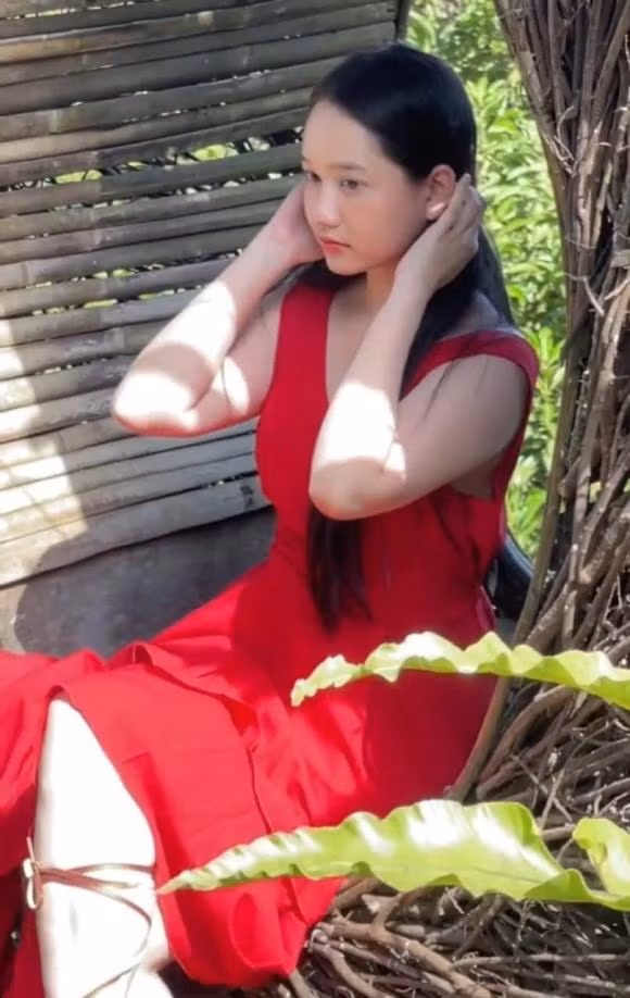 Cho đến mới đây, trên trang Instagram cá nhân, hot girl Trúc Anh đã chia sẻ những khoảnh khắc của bản thân ở hiện tại và thu hút nhiều sự quan tâm của khán giả.